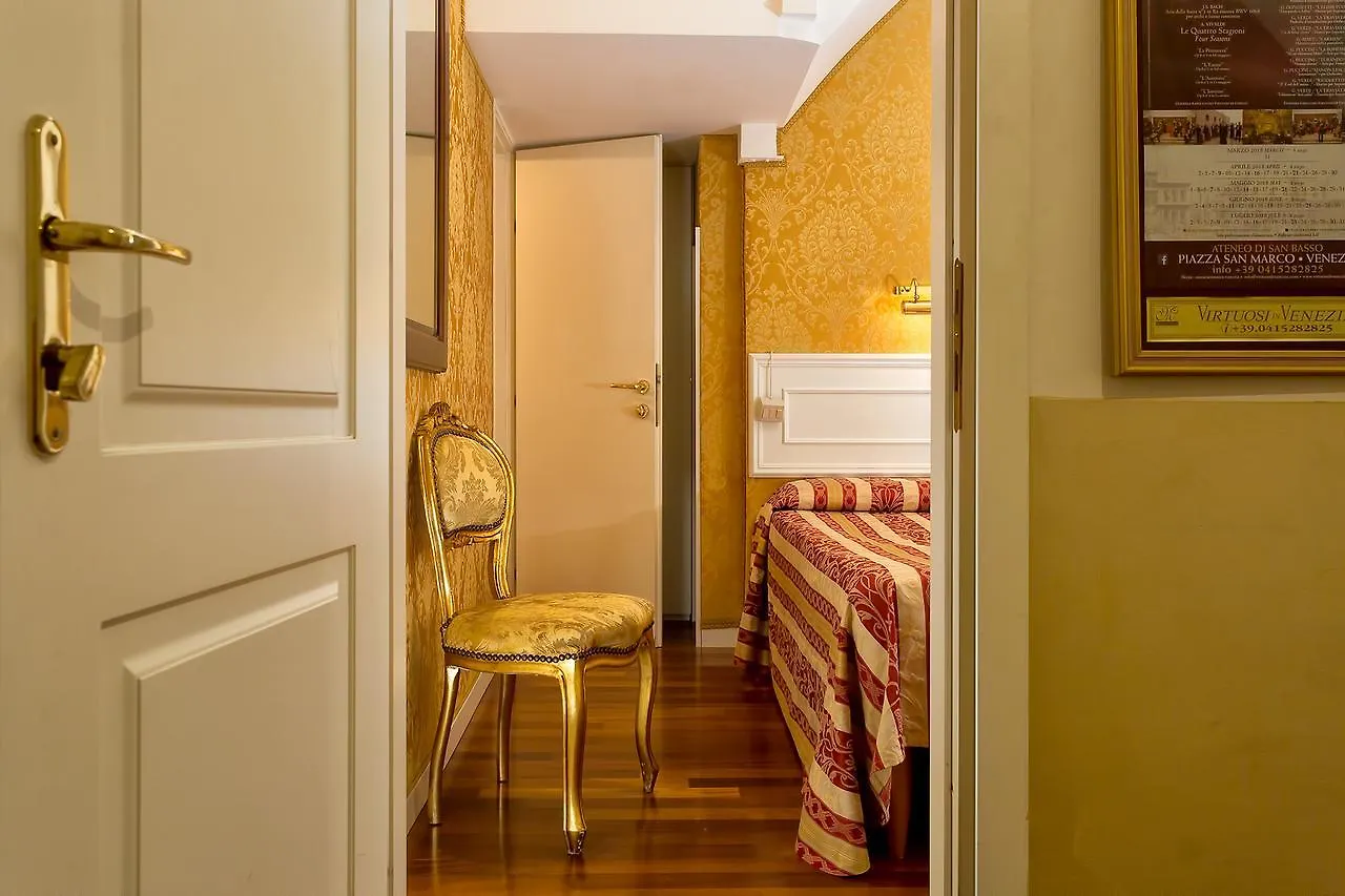 Residenza Goldoni Bed & Breakfast Venice 3*,  Italy