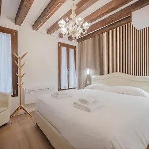 Rialto 707 Venetië